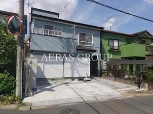 新宿新田340番戸建ての物件外観写真